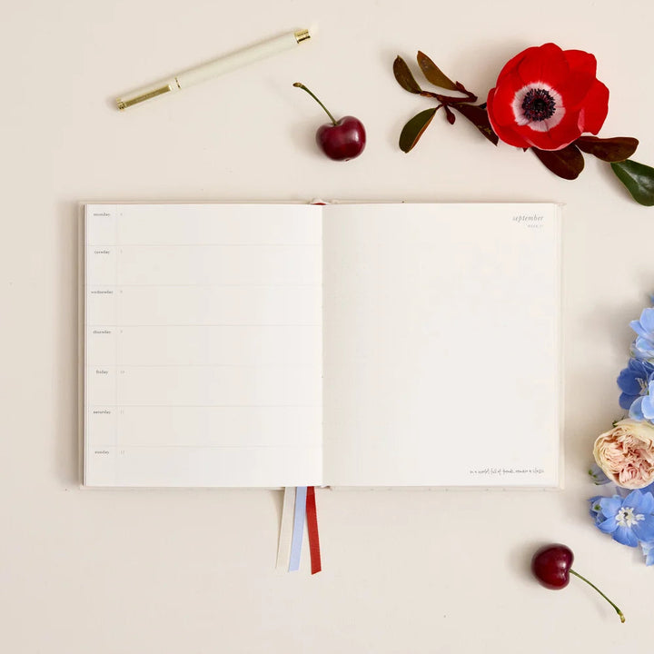 2027 Planner Signature Horizontal Weekly