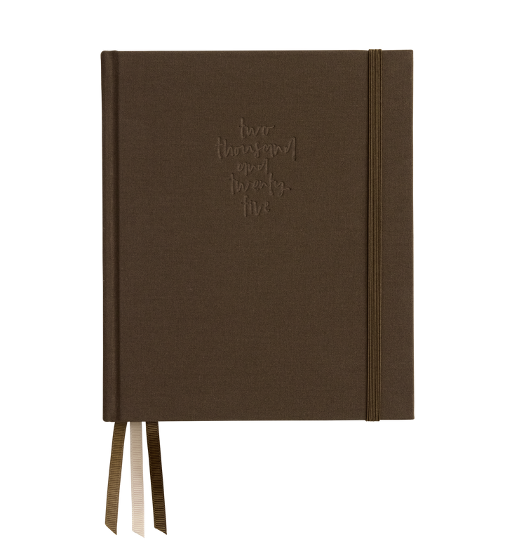 2025 Planner Signature Weekly Vertical