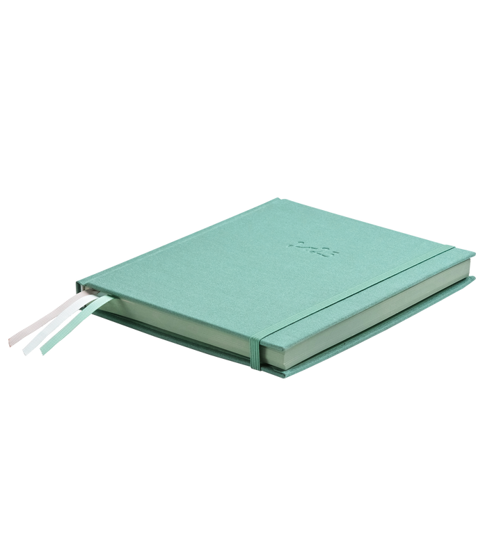 2025 Planner Signature Weekly Vertical