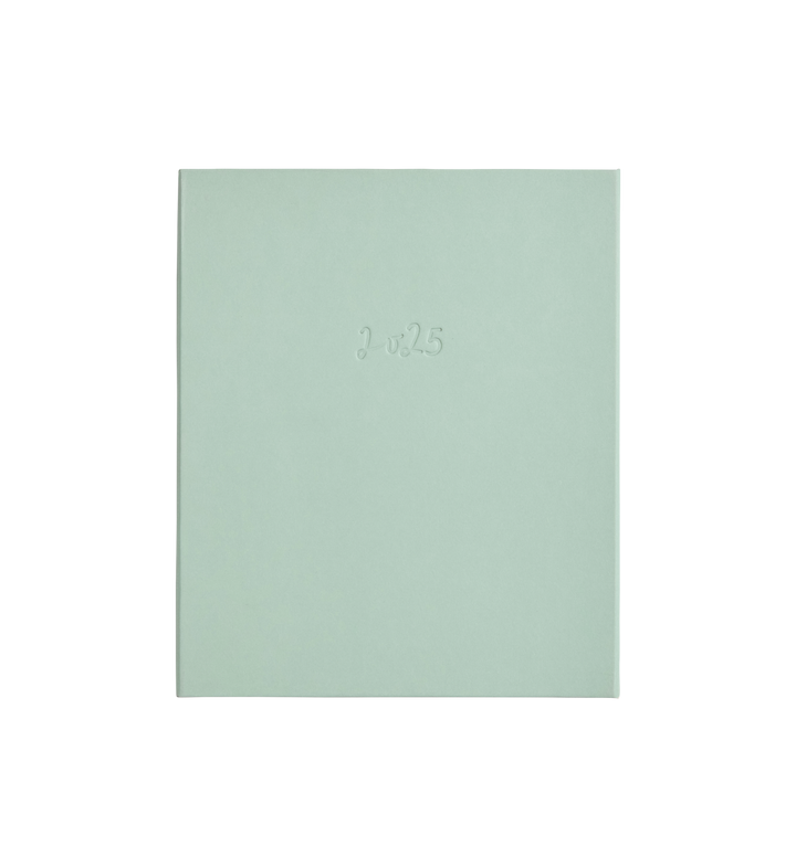 2025 Planner Signature Weekly Vertical