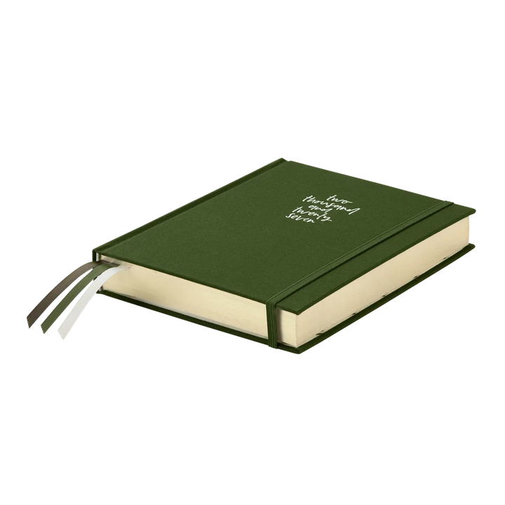 2027 Planner Signature Daily