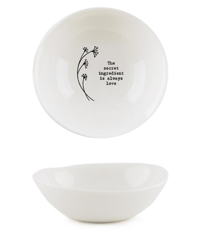 Porcelain Wobbly Bowl Medium
