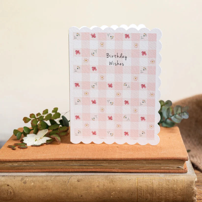 Card Scalloped Birthday Wishes