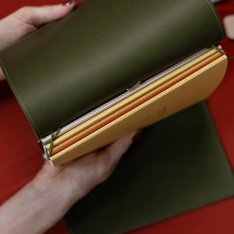 Refillable Notebook Folio Trifold