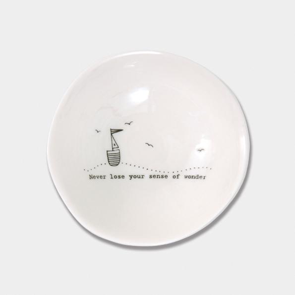 Porcelain Wobbly Bowl Medium