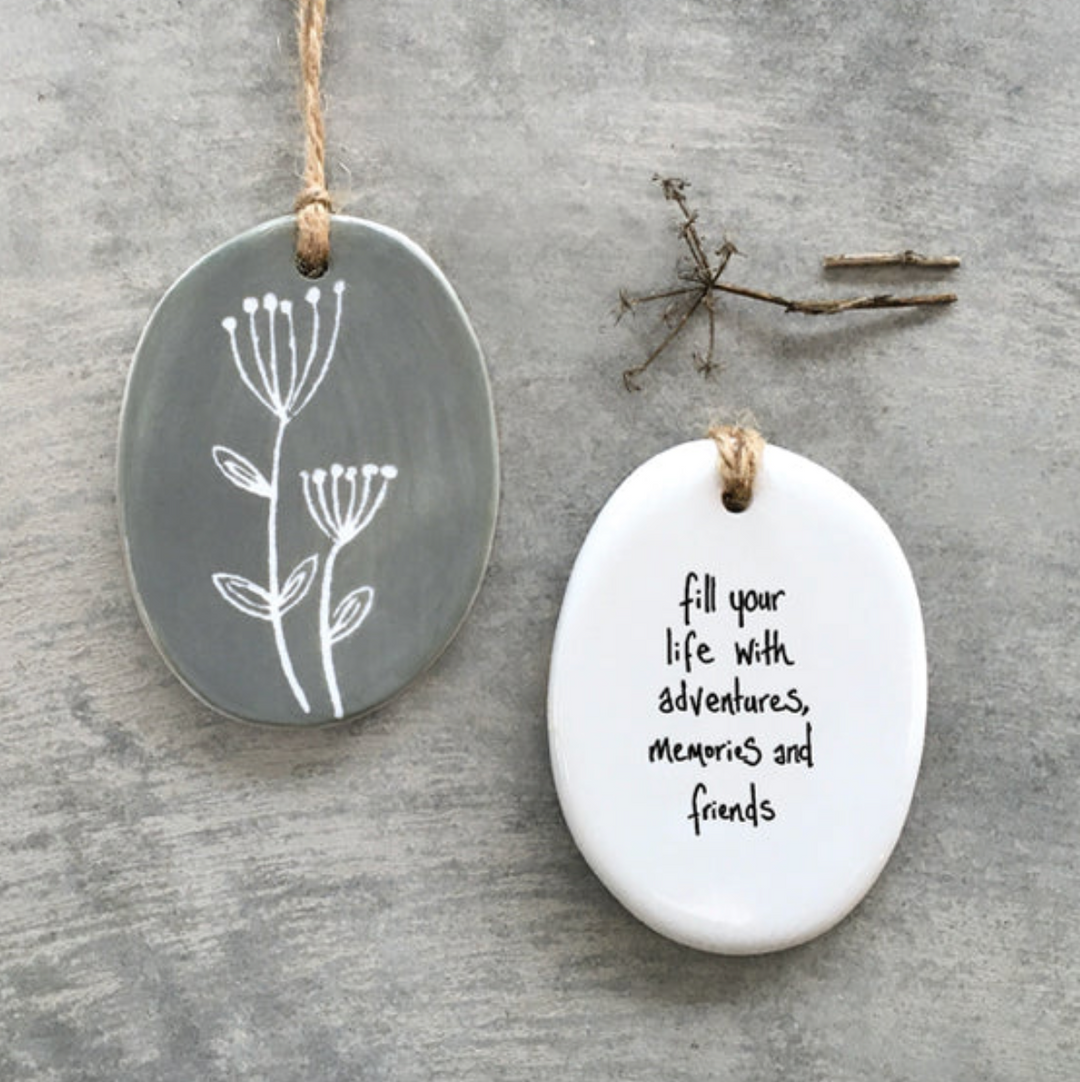 Oval Hanger Sgraffito