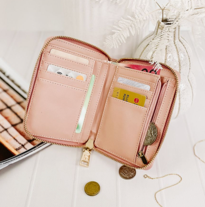Wallet Aria